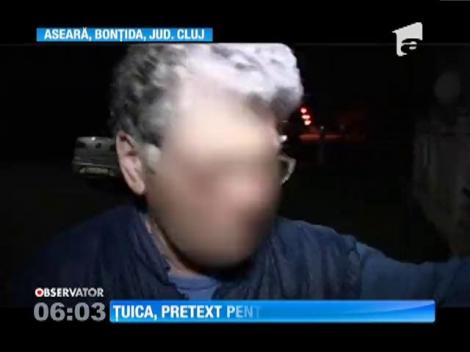 Doi bătrâni din Cluj au fost jefuiţi în timp ce vindeau ţuică unor indivizi