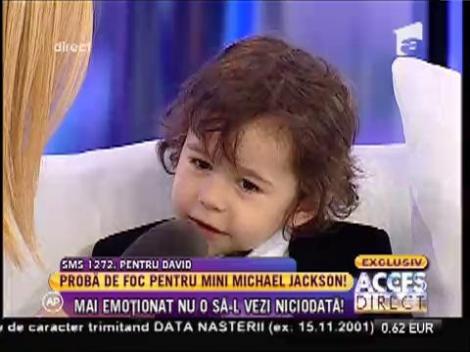 Proba de foc pentru mini Michael Jackson!