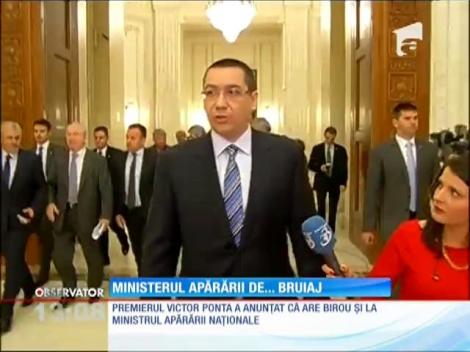 Premierul Victor Ponta are birou şi la Ministerul Apărării Naţionale