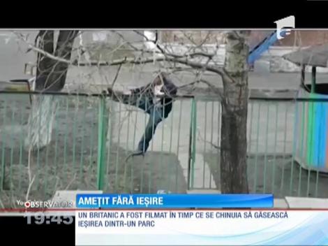 Un britanic ameţit de alcool s-a chinuit minute în şir să găsească ieşirea dintr-un parc