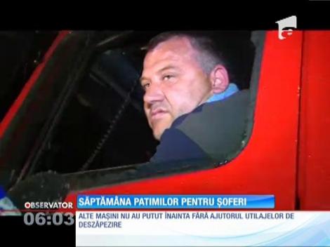 Mai multe drumuri naţionale din Prahova şi Braşov, acoperite de zăpadă