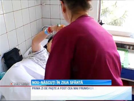 Cel mai frumos cadou de Paşte e în maternităţi! Zeci de familii au fost binecuvântate