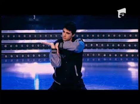 El scoate limba, noi steluţele aurii! Florentin, italianul aproape VERO