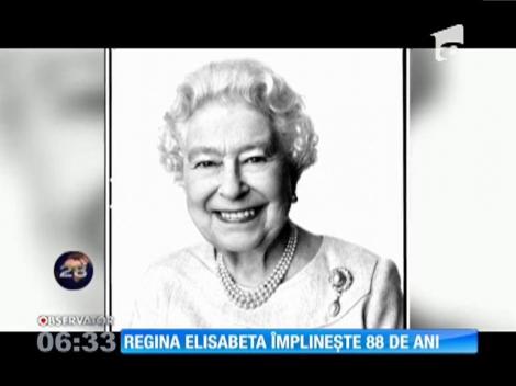 Regina Elisabeta a doua a Marii Britanii împlineşte, astăzi, vârsta de 88 de ani
