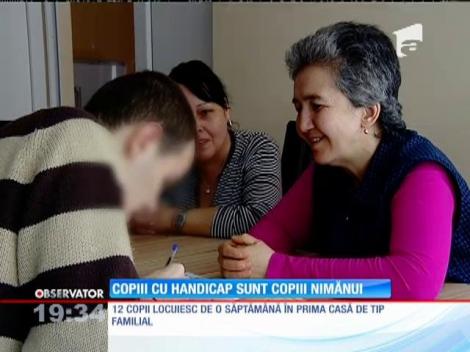 Copiii cu handicap sunt copii nimănui