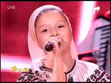 Larisa Carlugia cântă muzică populară la Next Star