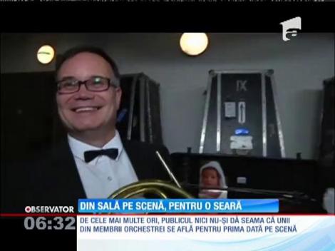 O renumită orchestră simfonică din Cehia invită spectatorii să cânte alături de muzicieni