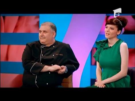 Jurații se întrec în tenismani pentru a o impresiona pe Nicoleta