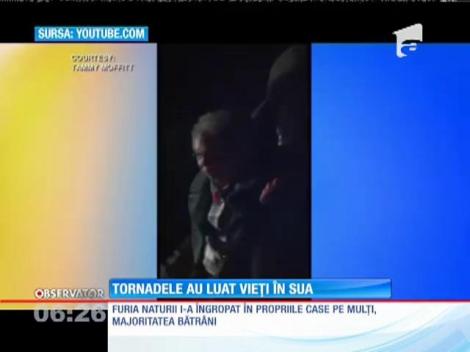 Zeci de tornade au măturat centrul Statelor Unite