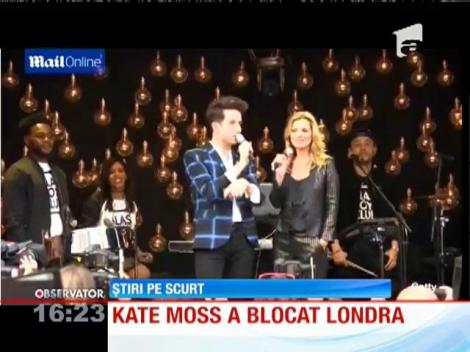 Kate Moss a blocat Londra