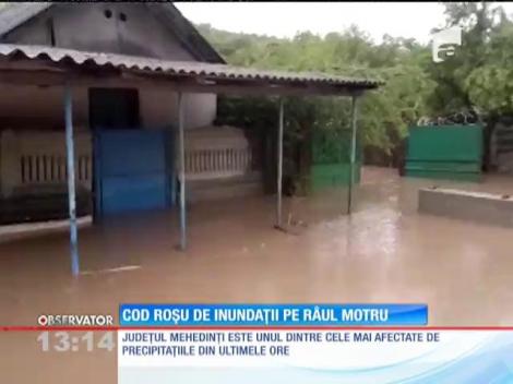 Cod roşu de inundatii pe râul Motru