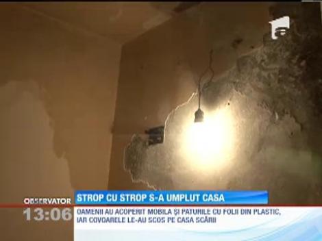 Apartamente inundate, în Argeş