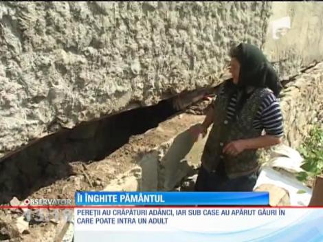 Localităţile montane din Buzău, afectate de alunecări de pământ