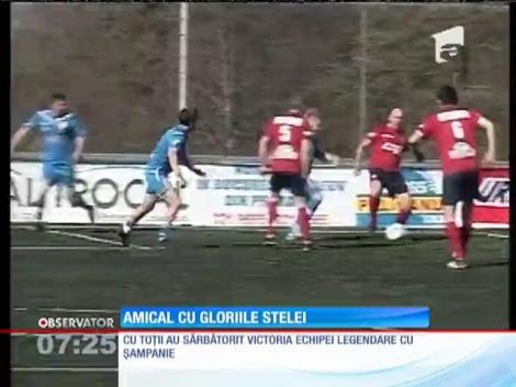 "Generaţia de Aur" a Stelei s-a întors pe teren în aplauzele publicului