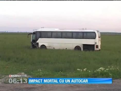 Impact mortal cu un autocar
