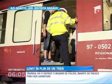 Accident rutier grav în Bistriţa-Năsăud! A forţat o trecere la nivel cu calea ferată şi maşina lui a fost spulberată de un tren