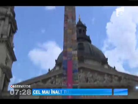 Cel mai înalt turn de jucărie din lume