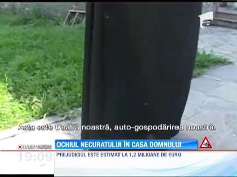 Dumnezeu le-a dat, dar preoţii şi-au băgat mai mult în sac!