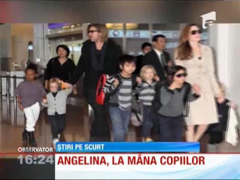 Angelina Jolie nu s-a hotărât unde va avea loc nunta cu Brad Pitt