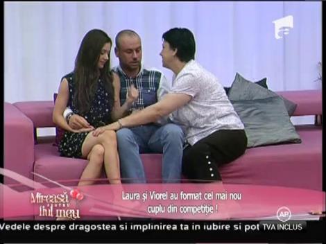 Cadou special primit de Viorel: de ziua lui, Laura l-a invitat la o cină romantică!