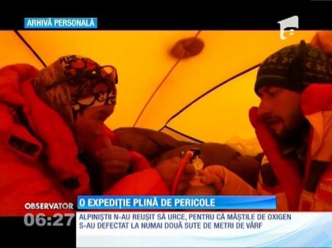 Cei trei români care au încercat să cucerească Everestul s-au întors acasă