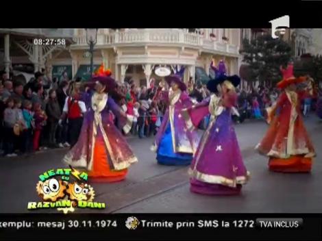 Reporterul Marian Duţă a mers în vacanţă la Disneyland Paris