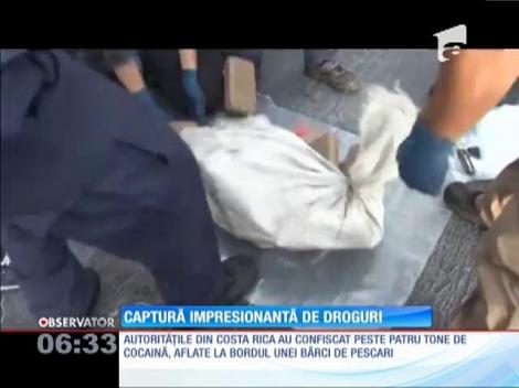 Captură impresionantă de droguri în largul Oceanului Pacific!