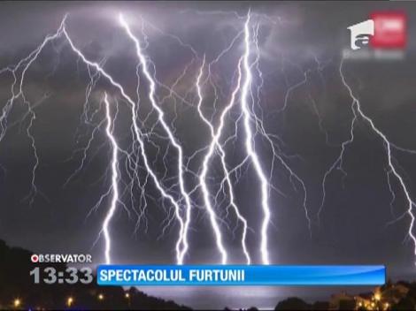 Spectacolul furtunii