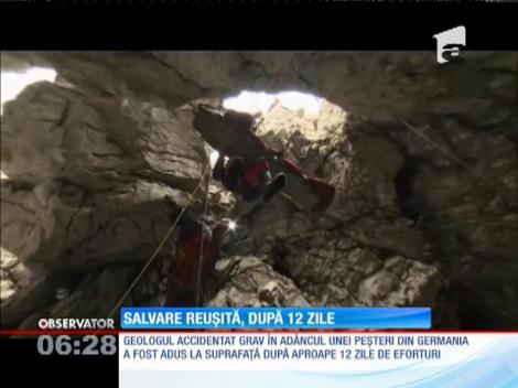 Geologul blocat într-una din cele mai adânci peşteri din Germania, salvat după 12 zile