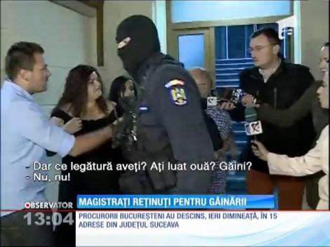 UPDATE: Magistraţi reţinuţi pentru corupţie