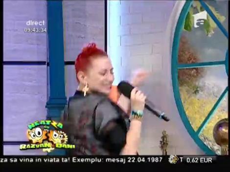 Red Blonde - "Lee Chi"