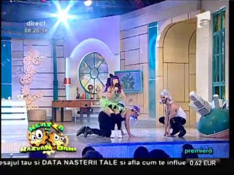 Alyanna Lu, artista cu părul mov, noua Lady Gaga!? Le-a pus dansatorilor BOTNIŢE!