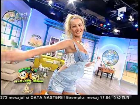 Mirabela Dauer - "Veniţi, privighetoarea cânta"