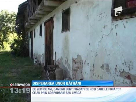 Doi bătrâni din Argeş şi-au instalat camere de supraveghere şi sisteme de alarmă