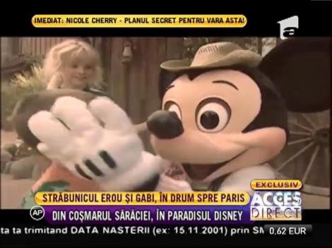 Fetiţa crescută de străbunicul erou a plecat la Disneyland