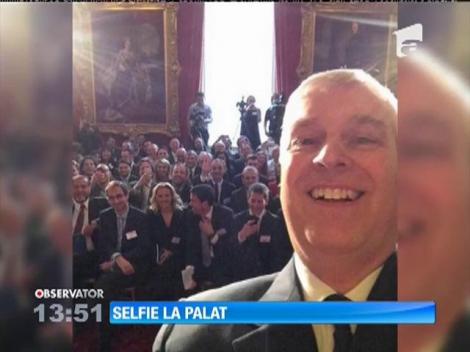 Selfie la Palatul Buckingham