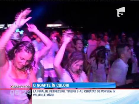 Petrecere în culori pe litoral