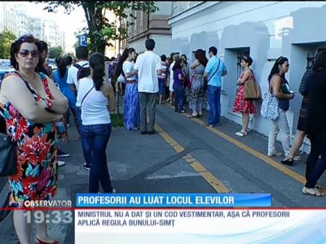 Profesorii au luat locul elevilor în sălile de examinare