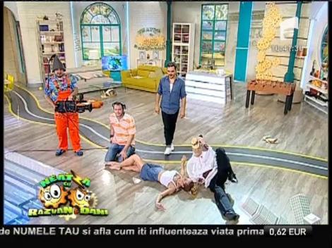 Flavia îi oferă lecţii de balet lui Radul Ille