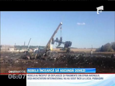 Ucraina: Rebeli beţi au aruncat aproape două sute de trupuri într-un tren, şi au început să cotrobăie prin bagajele pasagerilor