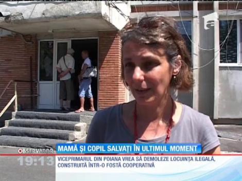 Mama şi copil, salvaţi în ultimul moment