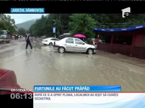 O furtună distrus zeci de gospodării din două localităţi dâmboviţene