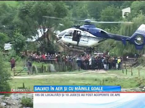 Peste două mii de salvatori au pornit în misiune, în zonele afectate de inundații