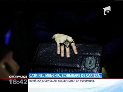 Catrinel Menghia, schimbare de carieră