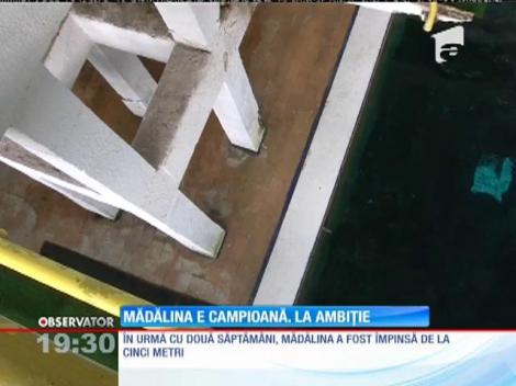 Fetiţa care a căzut de pe trambulina unui bazin de înot s-a întors acasă