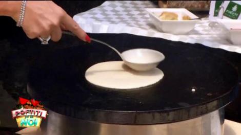 Cele mai sexy bucătărese: Delia și Roxana au făcut împreună cele mai gustoase clătite!