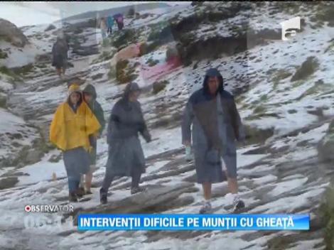 Intervenții dificile pe munții cu gheață