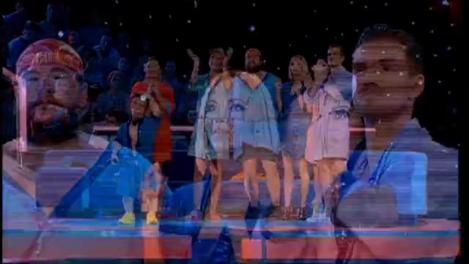 Splash = fluturi în stomac! Ana Maria Ferentz, flirt de pe platforma de șapte metri cu Bogdan Vlădau!