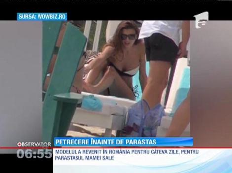 Ramona Gabor  s-a relaxat la malul mării