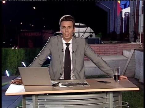 Mircea Badea şi-a realizat emisiunea din faţa sediului confiscat al Antenei 3